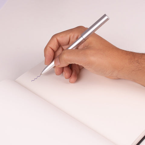 Esferográfica Ineo Brisa Caixa Metal Pelikan