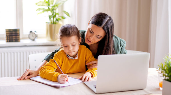Como apoiar o teu filho numa escola cada vez mais digital