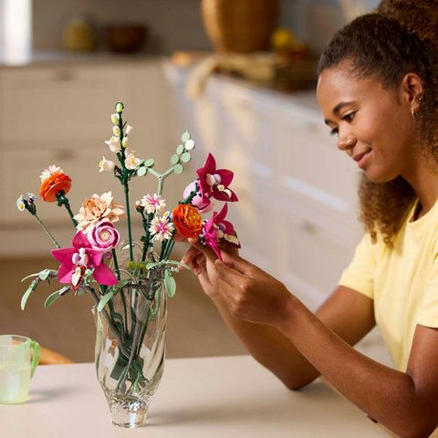 LEGO Botanicals - Buquê de Flores Cor-de-Rosa Elegante - 10342
