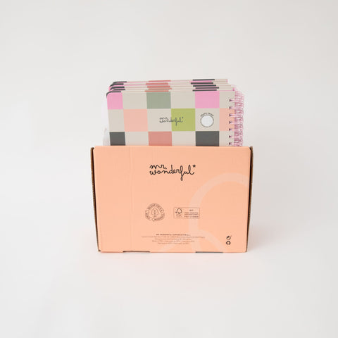 Caderno A4 - Good Things Inside